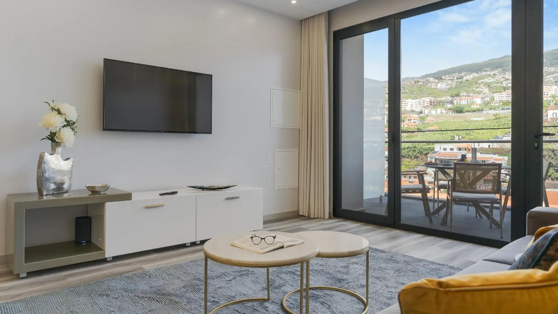 Torre Palace I By Atlantic Holiday Camara de Lobos Apartment